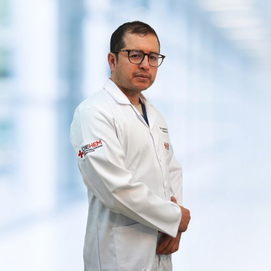 Dr. Andrés Orquera